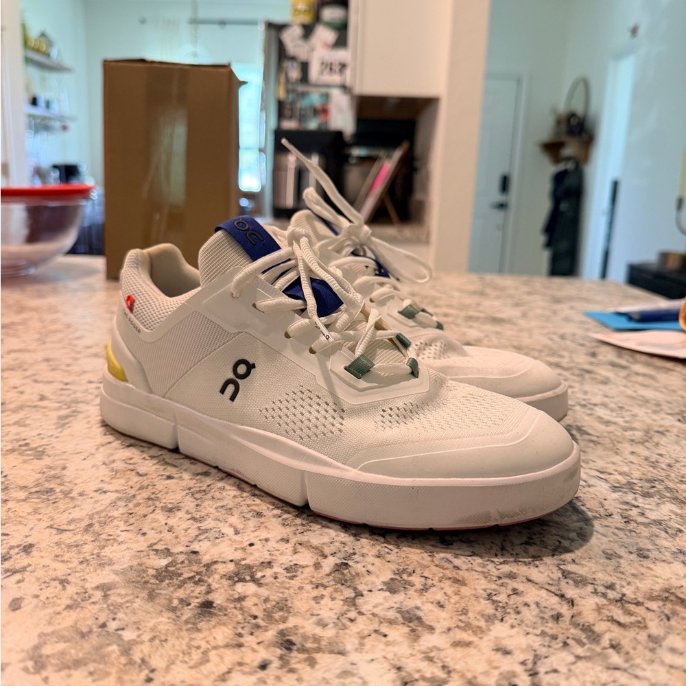 On Running "The Roger" Spin Sneaker - Picture 4 of 4